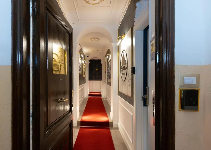 Гостевой дом Lary's - San Pietro 4*